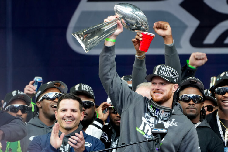 Seahawks celebrate with Super Bowl parade